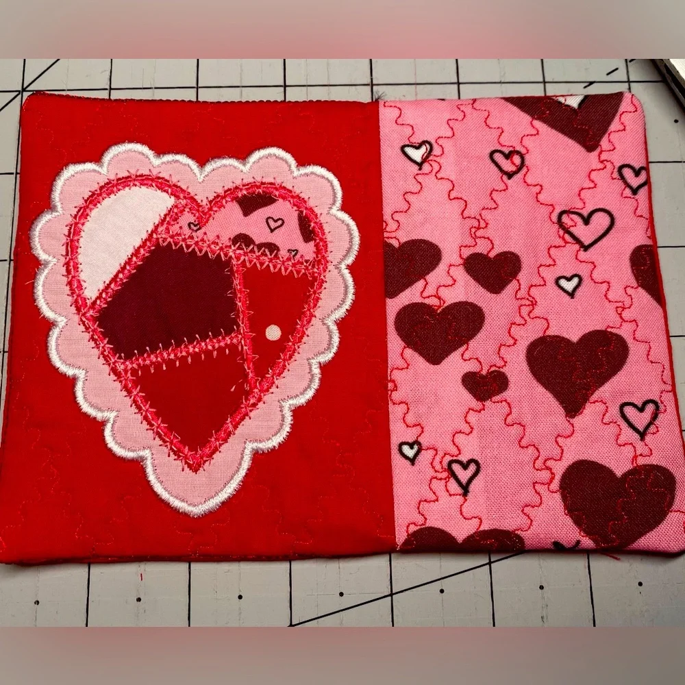 Heart Mug Rug - Picture 1 of 3